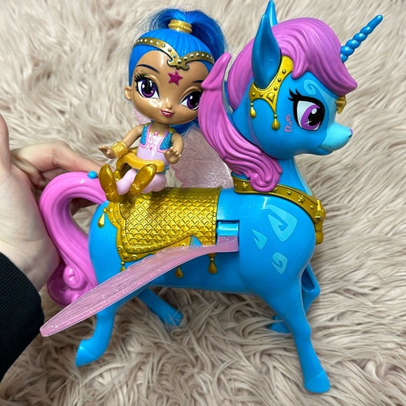 Shimmer & Shine Magical Zahracorn - Picture 1 of 5